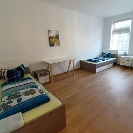 Rockys Ferienwohnung Mitte Markkleeberg Esterno foto